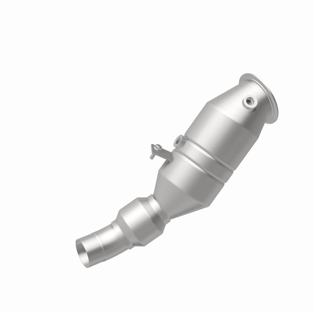MagnaFlow Exhaust Products 52267 OEM Grade Direct-Fit Catalytic Converter for Select BMW 228i, BMW 228i xDrive, BMW 320i, BMW 320i xDrive, BMW 328i, BMW 328i GT xDrive, BMW 328i xDrive, BMW 428i, BMW 428i Gran Coupe, BMW 428i xDrive, BMW 428i xDrive Gran