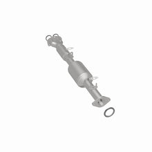 Load image into Gallery viewer, MagnaFlow Exhaust Products 3391896 California CARB Direct-Fit Catalytic Converter for Select Toyota Previa