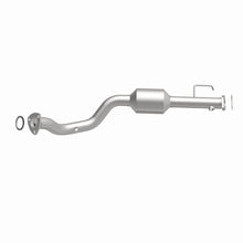 Load image into Gallery viewer, MagnaFlow Exhaust Products 4551633 California CARB Direct-Fit Catalytic Converter for Select Isuzu Rodeo
