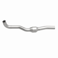 Load image into Gallery viewer, MagnaFlow Exhaust Products 60502 OEM Grade Diesel Oxidation Catalyst for Select Chevrolet Silverado HD, Chevrolet Silverado 3500, GMC Sierra HD, GMC Sierra