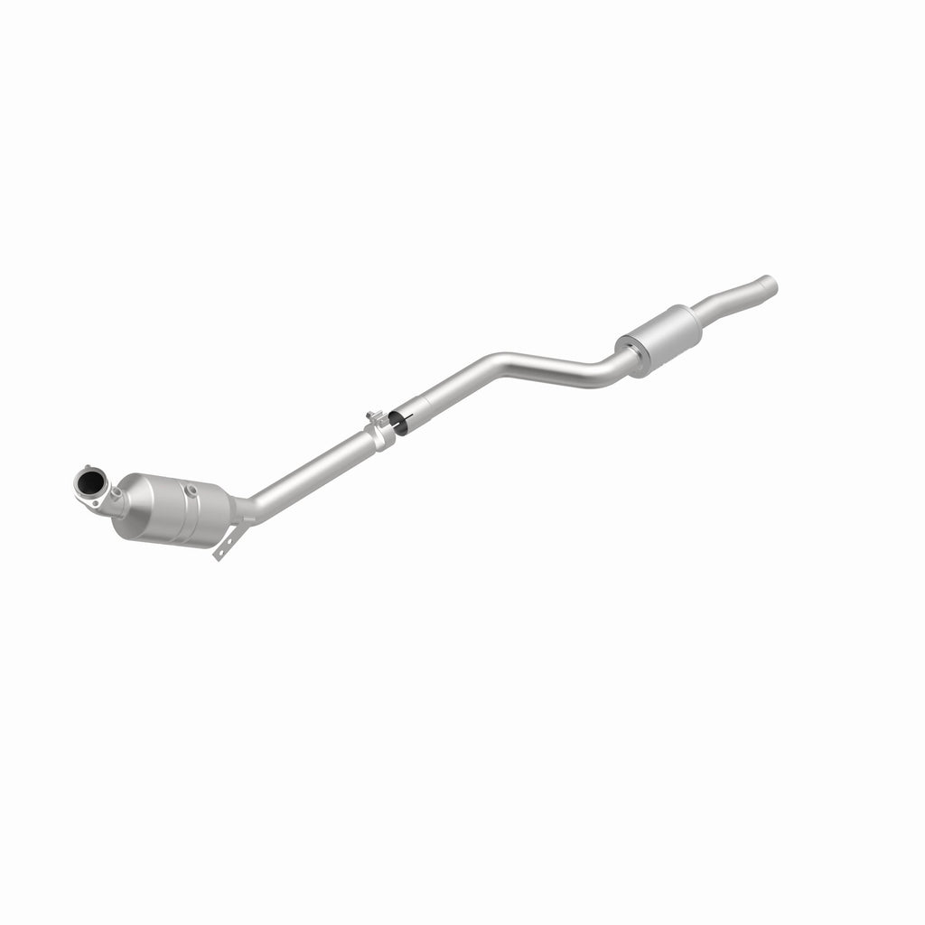 MagnaFlow Exhaust Products 5561919 California CARB Direct-Fit Catalytic Converter for Select Mercedes-Benz C300, Mercedes-Benz C350, Mercedes-Benz E350