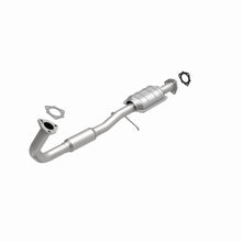 Load image into Gallery viewer, MagnaFlow Exhaust Products 441017 California CARB Direct-Fit Catalytic Converter for Select Saturn SC1, Saturn SW1
