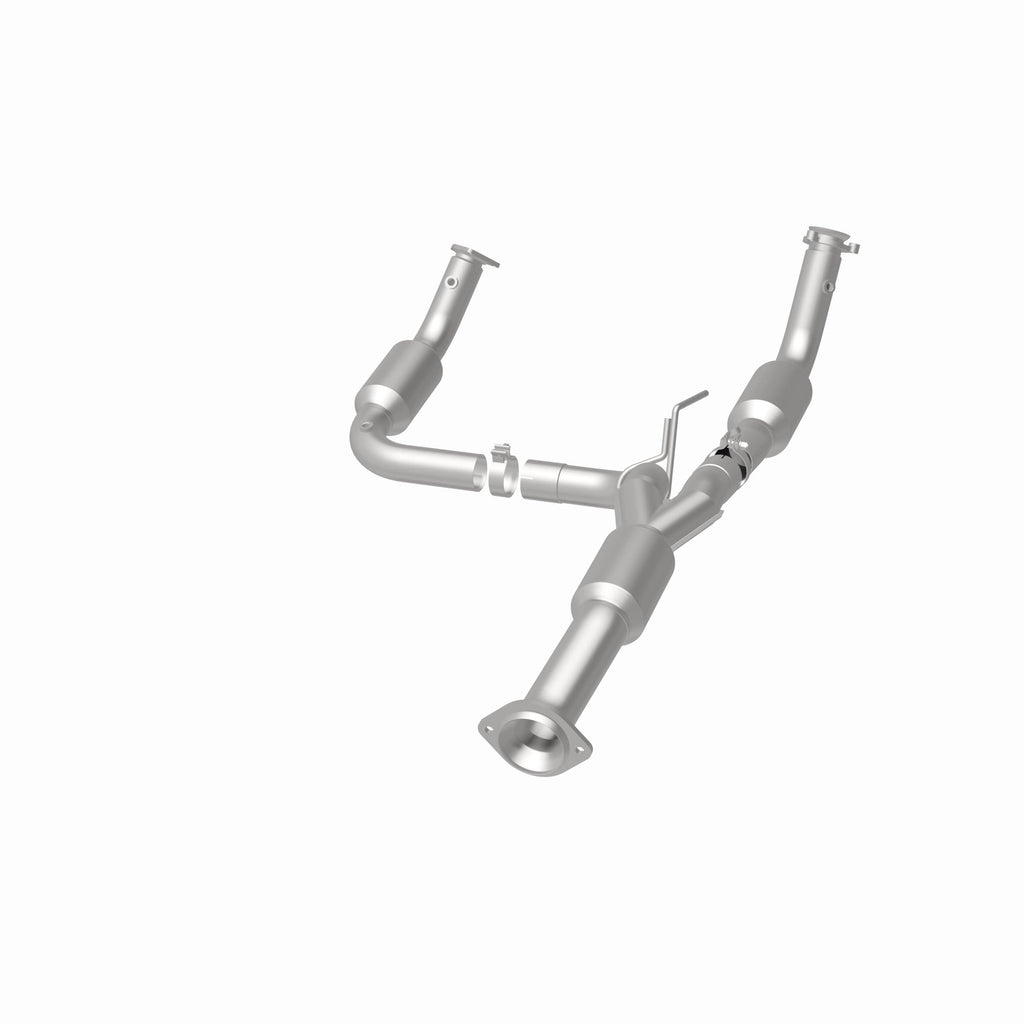 MagnaFlow Exhaust Products 5582812 California CARB Direct-Fit Catalytic Converter for Select Chevrolet Silverado HD, Chevrolet Silverado HD, GMC Sierra HD, GMC Sierra HD