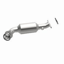 Load image into Gallery viewer, MagnaFlow Exhaust Products 5461885 California CARB Direct-Fit Catalytic Converter for Select Cadillac CTS