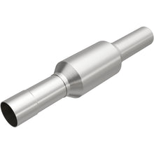 Load image into Gallery viewer, MagnaFlow Exhaust Products 3391488 California CARB Direct-Fit Catalytic Converter for Select Chevrolet Blazer, Chevrolet C1500 Suburban, Chevrolet C2500 Suburban, Chevrolet K1500 Suburban, Chevrolet K2500 Suburban, GMC C1500 Suburban, GMC C2500 Suburban,