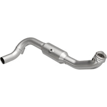 Load image into Gallery viewer, MagnaFlow Exhaust Products 4651507 California CARB Direct-Fit Catalytic Converter for Select Lincoln Navigator