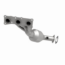 Load image into Gallery viewer, MagnaFlow Exhaust Products 49775 OEM Grade Manifold Catalytic Converter for Select BMW 525i, BMW 525xi, BMW 530i, BMW 530xi