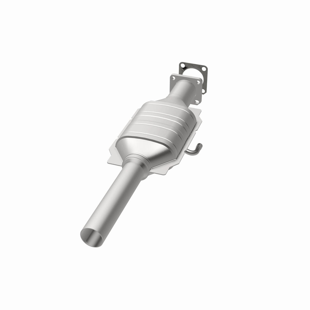 MagnaFlow Exhaust Products 23224 Standard Grade Direct-Fit Catalytic Converter for Select Jeep Cherokee, Jeep Comanche, Jeep Wagoneer