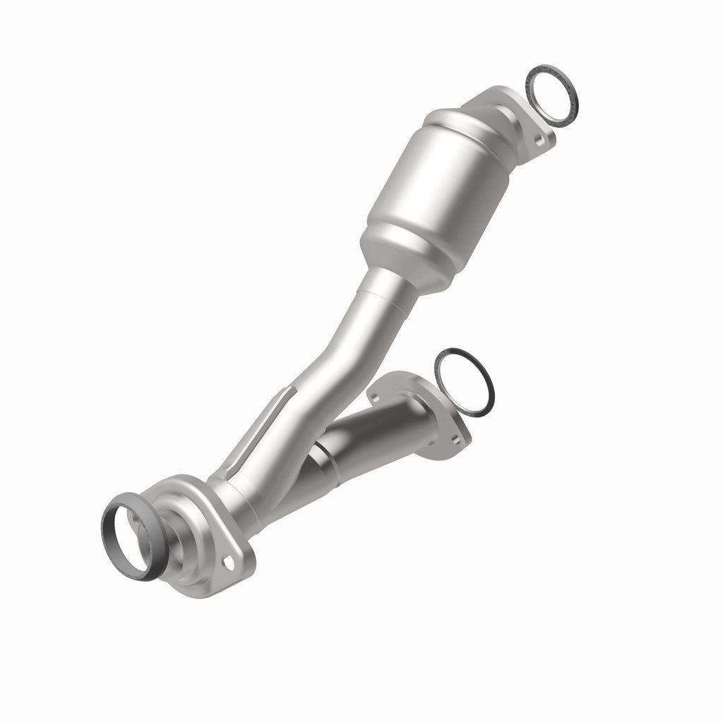 MagnaFlow Exhaust Products 49507 OEM Grade Direct-Fit Catalytic Converter for Select Lexus RX300, Toyota Highlander