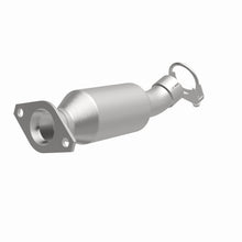 Load image into Gallery viewer, MagnaFlow Exhaust Products 5671448 California CARB Direct-Fit Catalytic Converter for Select Toyota Prius C