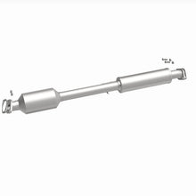 Load image into Gallery viewer, MagnaFlow Exhaust Products 5571820 California CARB Direct-Fit Catalytic Converter for Select Hyundai Sonata