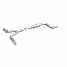 Load image into Gallery viewer, MagnaFlow Exhaust Products 4481989 California CARB Direct-Fit Catalytic Converter for Select Chevrolet Camaro, Pontiac Firebird