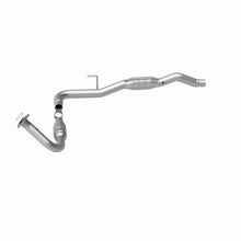 Load image into Gallery viewer, MagnaFlow Exhaust Products 4451647 California CARB Direct-Fit Catalytic Converter for Select Chevrolet Silverado 2500, GMC Sierra HD, GMC Yukon XL