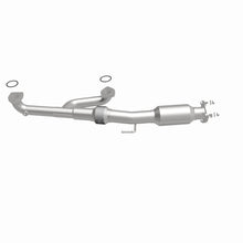Load image into Gallery viewer, MagnaFlow Exhaust Products 5592282 California CARB Direct-Fit Catalytic Converter for Select Honda Odyssey