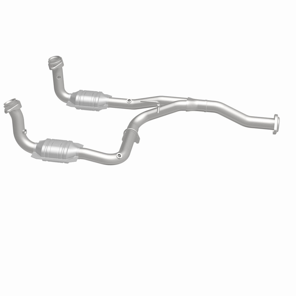 MagnaFlow Exhaust Products 23957 HM Grade Direct-Fit Catalytic Converter for Select Jeep Liberty