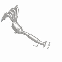 Load image into Gallery viewer, MagnaFlow Exhaust Products 5551444 California CARB Manifold Catalytic Converter for Select Ford Transit Connect