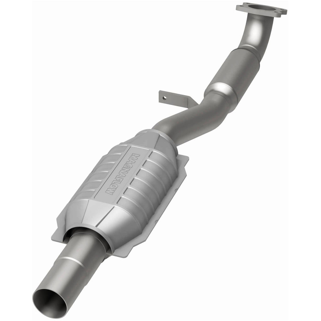 MagnaFlow Exhaust Products 49528 OEM Grade Direct-Fit Catalytic Converter for Select Volvo S40, Volvo V40