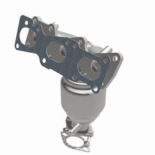 Load image into Gallery viewer, MagnaFlow Exhaust Products 5531089 California CARB Manifold Catalytic Converter for Select Hyundai Santa Fe, Kia Sorento