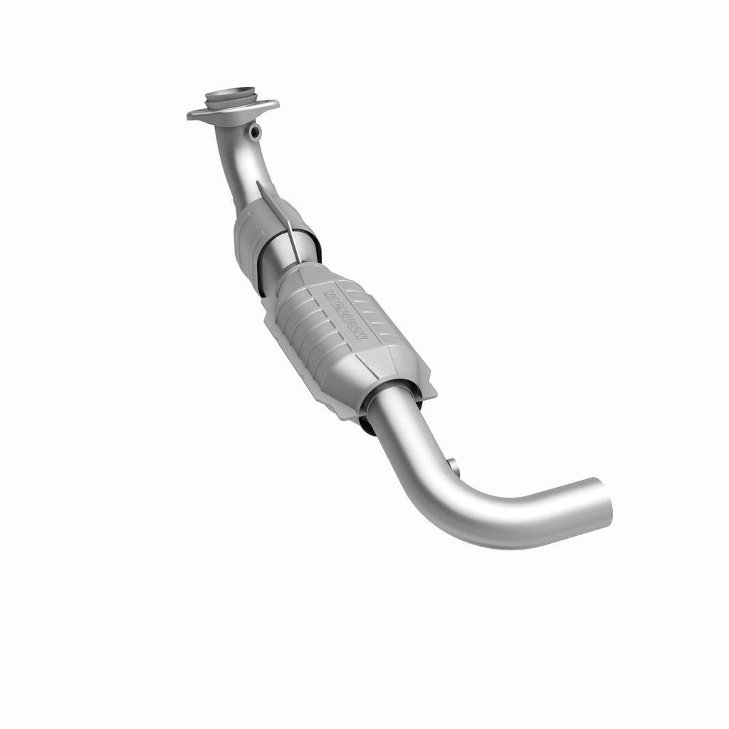 MagnaFlow Exhaust Products 49621 OEM Grade Direct-Fit Catalytic Converter for Select Ford F-150, Ford F-150 Heritage