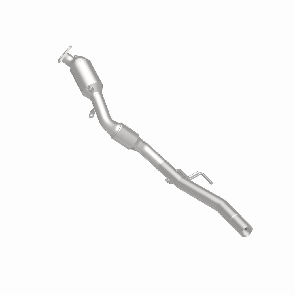 MagnaFlow Exhaust Products 52411 OEM Grade Direct-Fit Catalytic Converter for Select Porsche Cayenne, Volkswagen Touareg