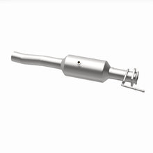Load image into Gallery viewer, MagnaFlow Exhaust Products 280439 OEM Grade Direct-Fit Catalytic Converter for Select Ford F-450 Super Duty, Ford F-550 Super Duty