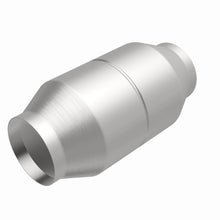 Load image into Gallery viewer, MagnaFlow Exhaust Products 60110 OEM Grade Diesel Oxidation Catalyst for Select Chevrolet Silverado HD, Chevrolet Silverado 3500, Dodge Ram 2500, Dodge Ram 3500, Ford F-250 Super Duty, Ford F-350 Super Duty, GMC Sierra HD, GMC Sierra