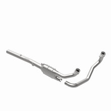 Load image into Gallery viewer, MagnaFlow Exhaust Products 3391285 California CARB Direct-Fit Catalytic Converter for Select Dodge Ram 1500, Dodge Ram