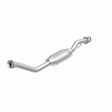 Load image into Gallery viewer, MagnaFlow Exhaust Products 3391376 California CARB Direct-Fit Catalytic Converter for Select Ford Ranger