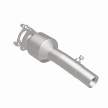 Load image into Gallery viewer, MagnaFlow Exhaust Products 280732 OEM Grade Direct-Fit Catalytic Converter for Select Land Rover Discovery Sport, Land Rover Range Rover Evoque