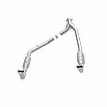Load image into Gallery viewer, MagnaFlow Exhaust Products 93691 Standard Grade Direct-Fit Catalytic Converter for Select Land Rover Defender 110, Land Rover Defender 90, Land Rover Discovery