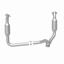 Load image into Gallery viewer, MagnaFlow Exhaust Products 4651711 California CARB Direct-Fit Catalytic Converter for Select Dodge Ram