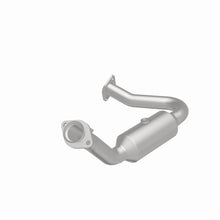 Load image into Gallery viewer, MagnaFlow Exhaust Products 5451677 California CARB Direct-Fit Catalytic Converter for Select Ford Ranger, Mazda B4000