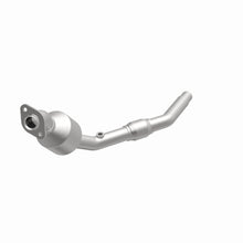 Load image into Gallery viewer, MagnaFlow Exhaust Products 24128 HM Grade Direct-Fit Catalytic Converter for Select Land Rover Freelander