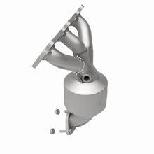 Load image into Gallery viewer, MagnaFlow Exhaust Products 51000 OEM Grade Manifold Catalytic Converter for Select Hyundai Santa Fe