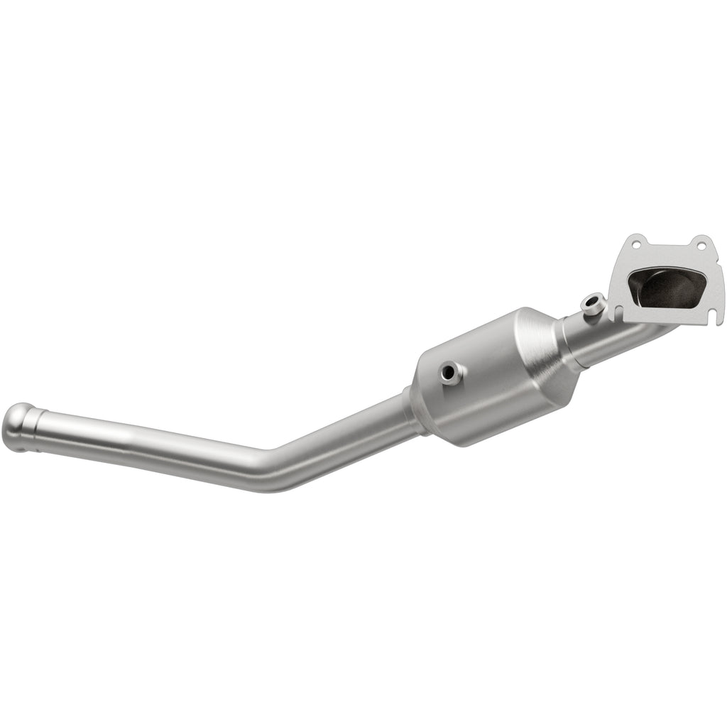 MagnaFlow Exhaust Products 21-250 OEM Grade Direct-Fit Catalytic Converter for Select Dodge Durango, Jeep Grand Cherokee