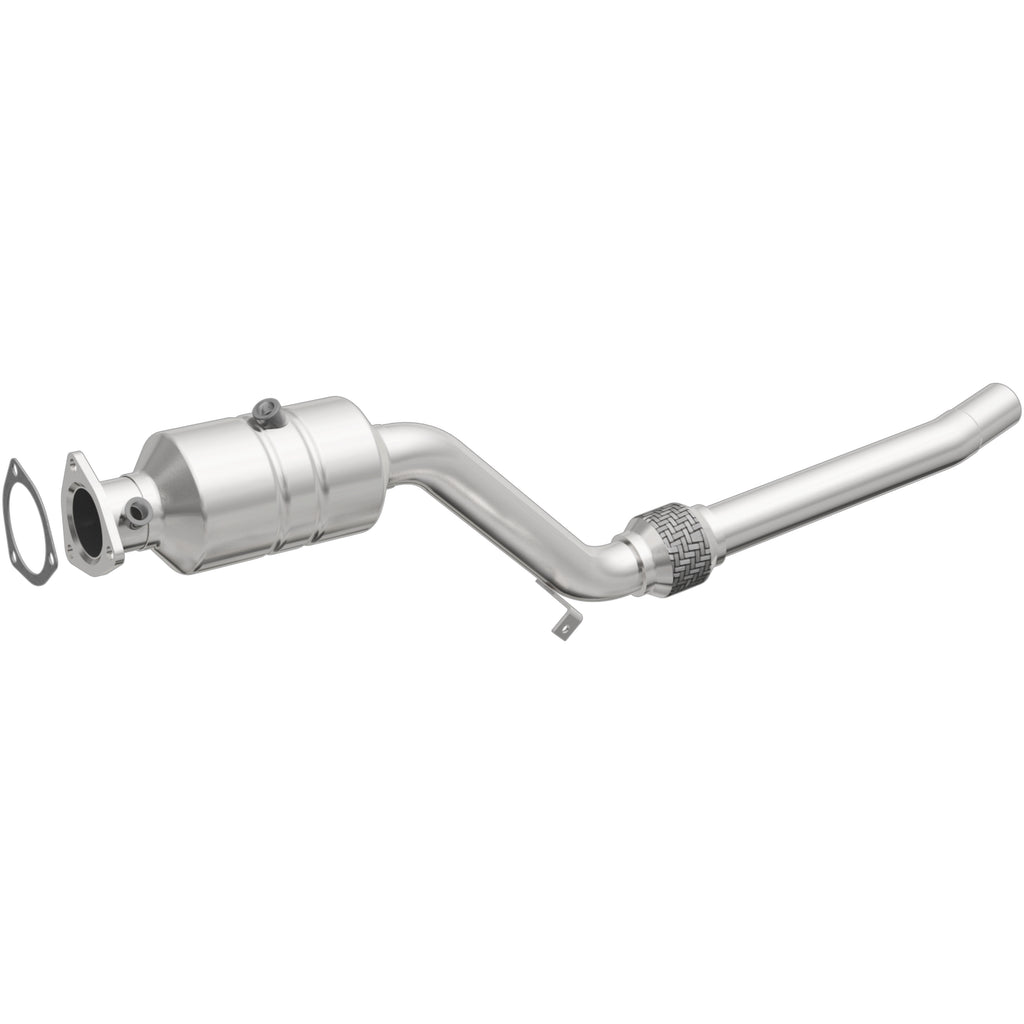 MagnaFlow Exhaust Products 51462 OEM Grade Direct-Fit Catalytic Converter for Select Audi A4, Audi A4 Quattro