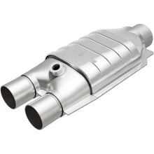 Load image into Gallery viewer, MagnaFlow Exhaust Products 4451337 California CARB Universal Catalytic Converter for Select Chevrolet Express 1500, Chevrolet Express 2500, Dodge B1500, Dodge B2500, Dodge B3500, Dodge Ram 1500, Dodge Ram Van, Dodge Ram 2500, Dodge Ram Van, Dodge Ram