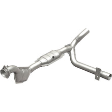 Load image into Gallery viewer, MagnaFlow Exhaust Products 93629 HM Grade Direct-Fit Catalytic Converter for Select Ford Expedition, Ford F-150, Ford F-150 Heritage