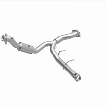 Load image into Gallery viewer, MagnaFlow Exhaust Products 21-528 OEM Grade Direct-Fit Catalytic Converter for Select Ford Expedition, Lincoln Navigator