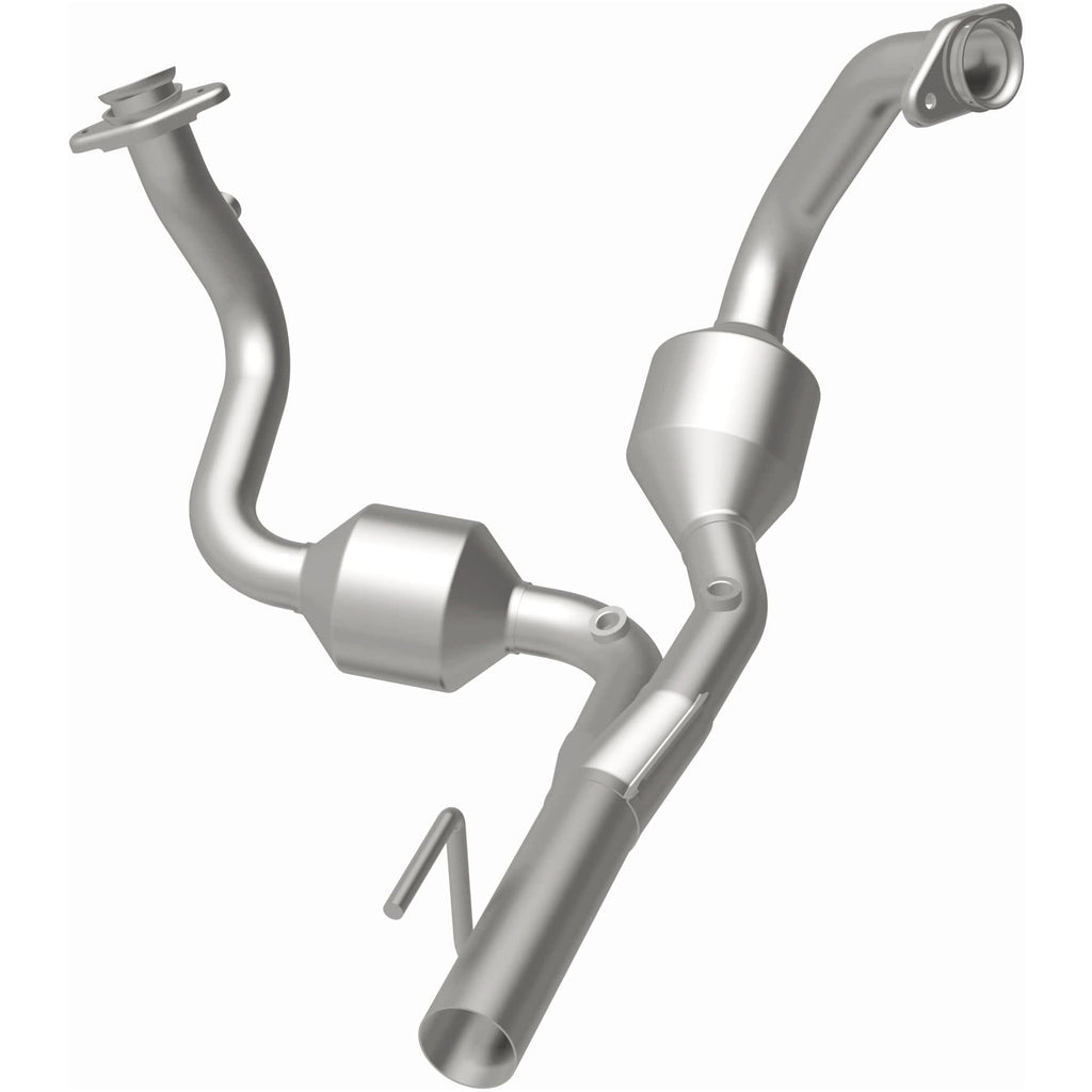 MagnaFlow Exhaust Products 23067 HM Grade Direct-Fit Catalytic Converter for Select Jeep Grand Cherokee