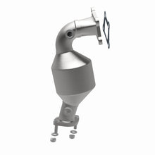 Load image into Gallery viewer, MagnaFlow Exhaust Products 5582189 California CARB Manifold Catalytic Converter for Select Chevrolet Equinox, GMC Terrain
