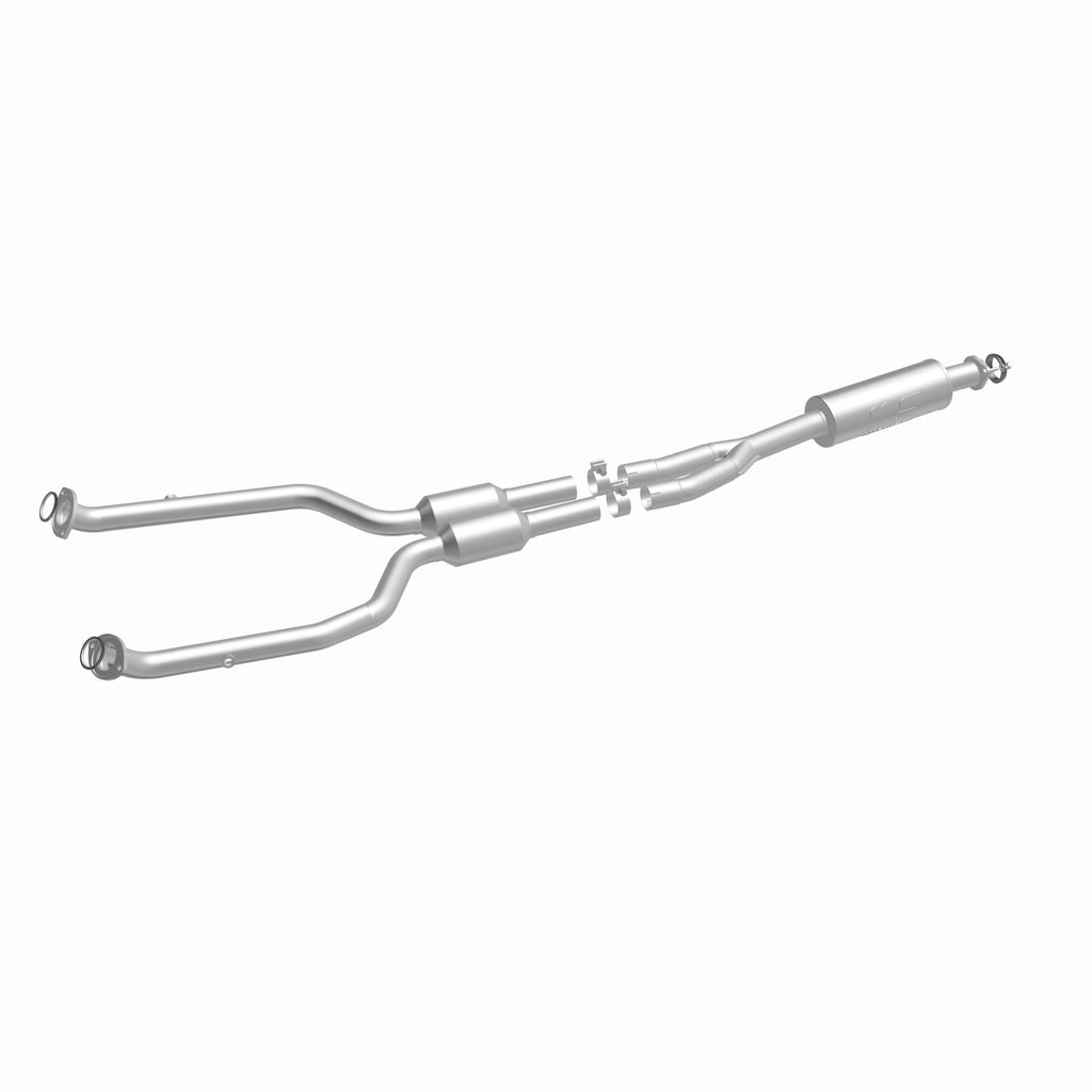 MagnaFlow Exhaust Products 21-048 OEM Grade Direct-Fit Catalytic Converter for Select Lexus GS300