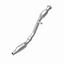 Load image into Gallery viewer, MagnaFlow Exhaust Products 441095 California CARB Direct-Fit Catalytic Converter for Select Audi A6 Quattro, Audi Allroad Quattro, Audi S4, Volkswagen Phaeton