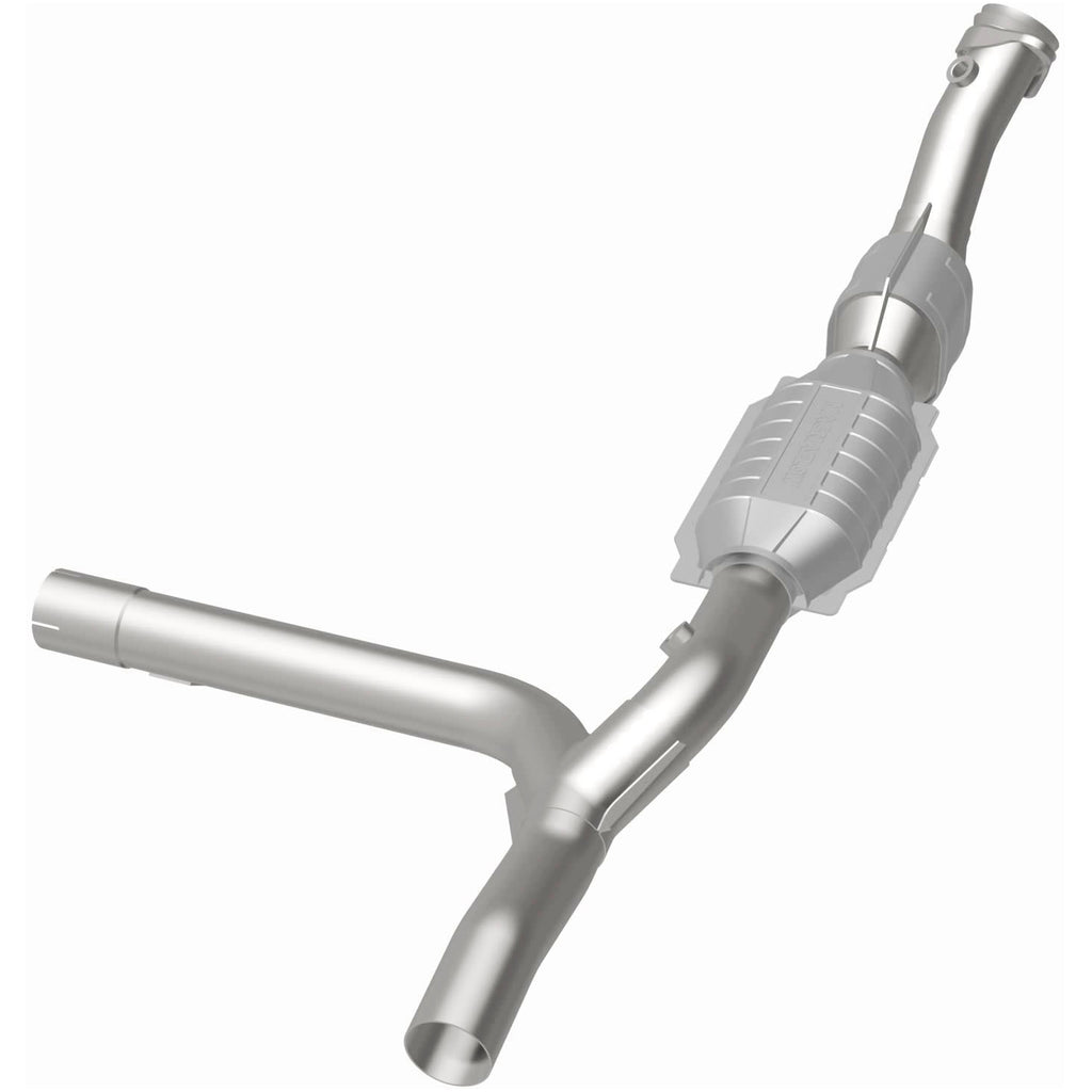MagnaFlow Exhaust Products 49622 OEM Grade Direct-Fit Catalytic Converter for Select Ford F-150, Ford F-150 Heritage