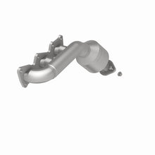Load image into Gallery viewer, MagnaFlow Exhaust Products 51072 OEM Grade Manifold Catalytic Converter for Select Kia Borrego