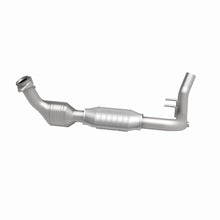Load image into Gallery viewer, MagnaFlow Exhaust Products 447117 California CARB Direct-Fit Catalytic Converter for Select Ford Expedition, Ford F-150, Lincoln Navigator