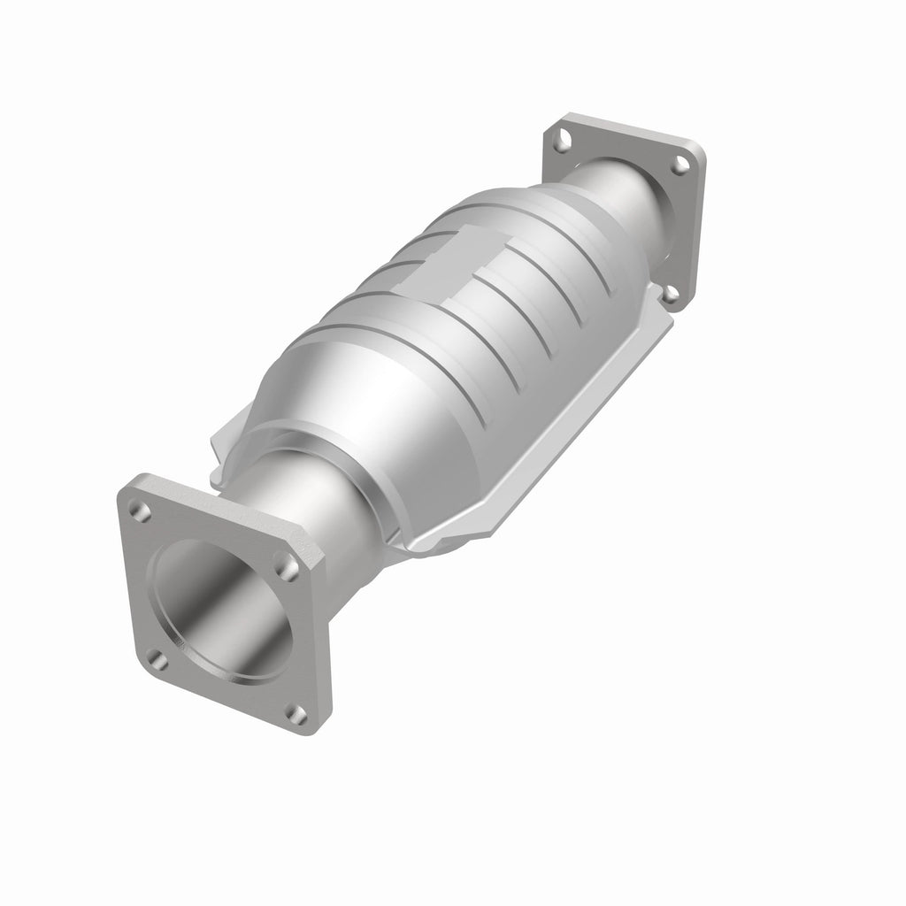 MagnaFlow Exhaust Products 23650 Standard Grade Direct-Fit Catalytic Converter for Select Geo Storm, Isuzu Impulse