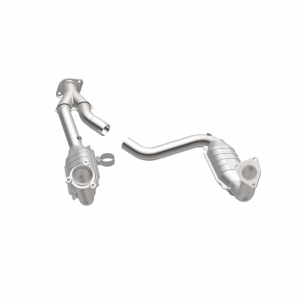 MagnaFlow Exhaust Products 4451640 California CARB Direct-Fit Catalytic Converter for Select Chevrolet SSR