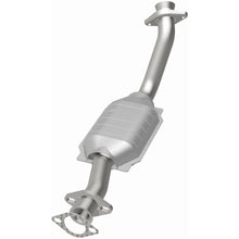 Load image into Gallery viewer, MagnaFlow Exhaust Products 93385 Standard Grade Direct-Fit Catalytic Converter for Select Ford Crown Victoria, Lincoln Town Car, Mercury Grand Marquis