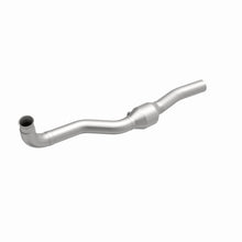 Load image into Gallery viewer, MagnaFlow Exhaust Products 60502 OEM Grade Diesel Oxidation Catalyst for Select Chevrolet Silverado HD, Chevrolet Silverado 3500, GMC Sierra HD, GMC Sierra